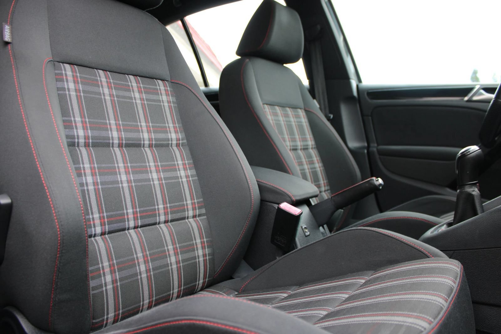 Used 2012 Volkswagen GTI 4-Door FWD image 16