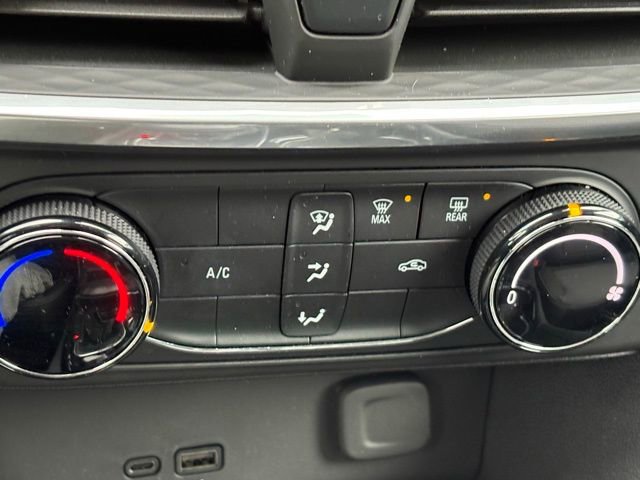 Used 2024 Buick Encore GX Preferred image 16