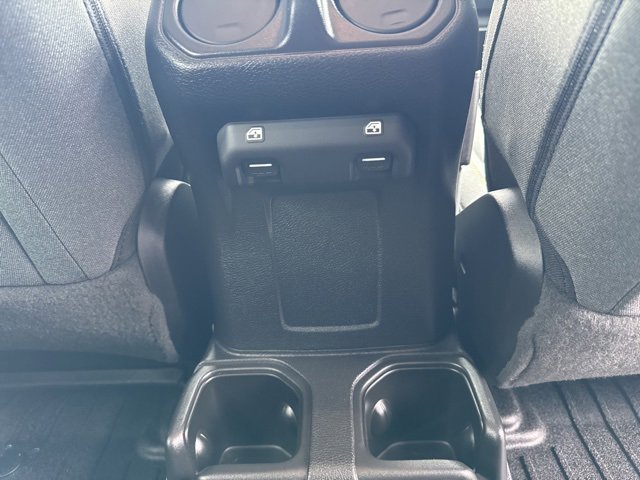 Used 2024 Jeep Wrangler Sport S image 13