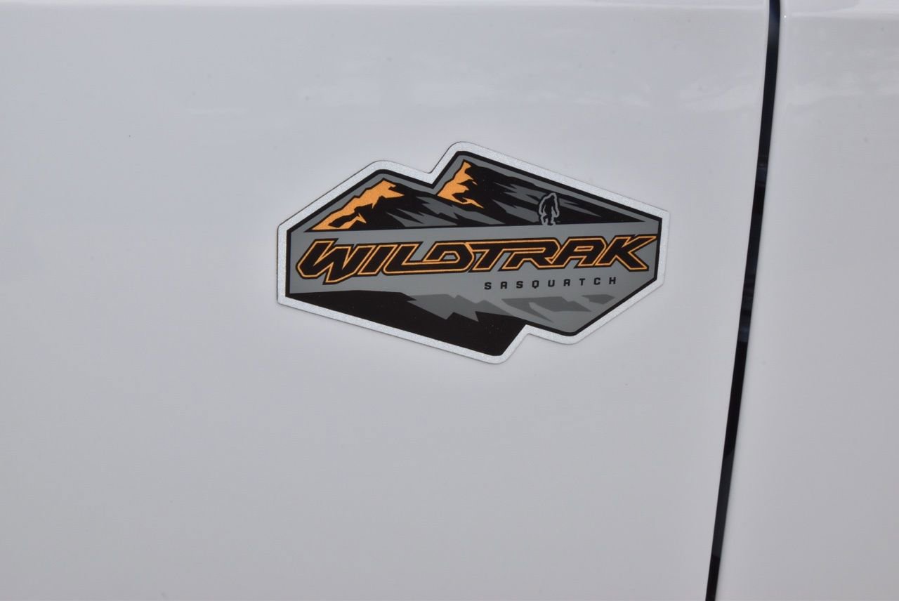 Used 2023 Ford Bronco Wildtrak image 49