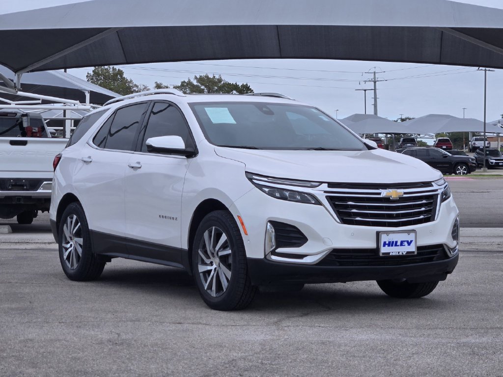Used 2024 Chevrolet Equinox Premier FWD image 3