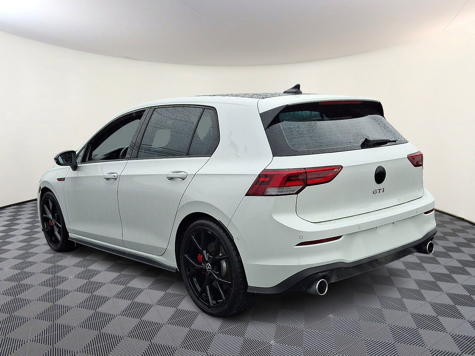 Used 2024 Volkswagen GTI Autobahn FWD image 5
