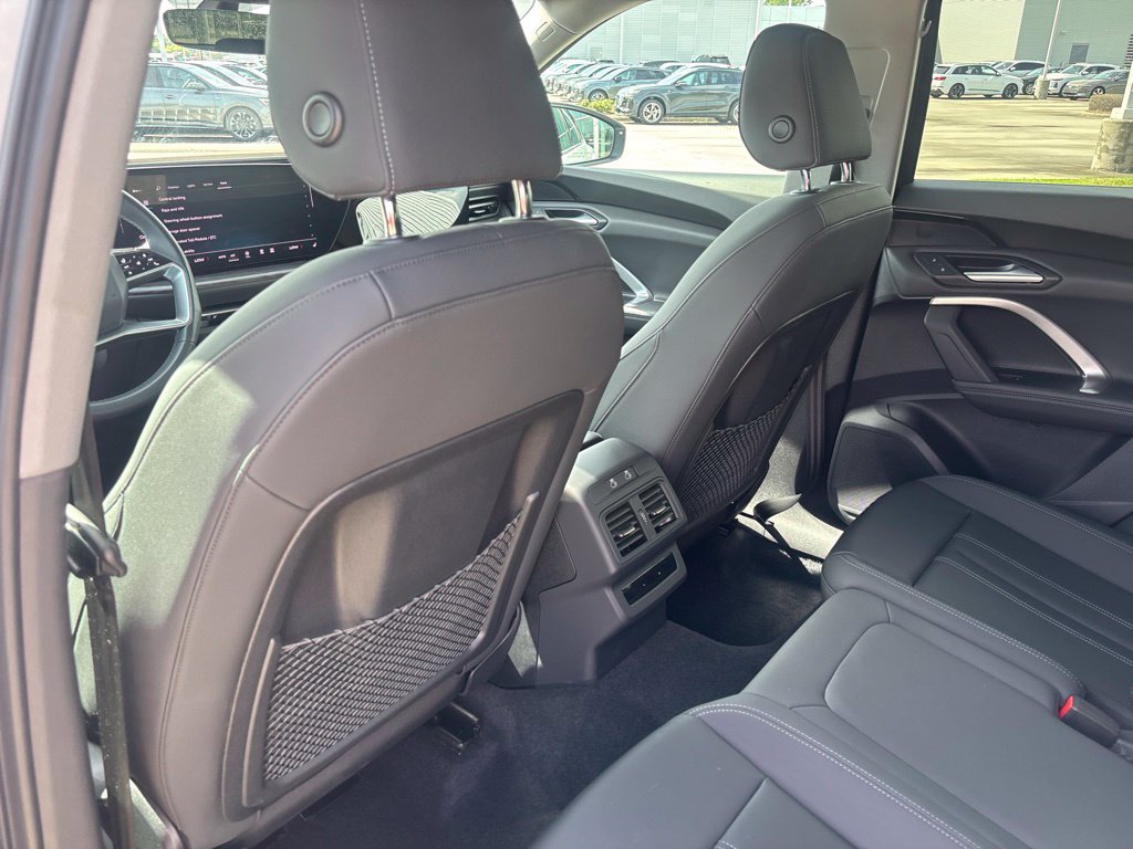 Used 2025 Audi Q5 Premium w/ Convenience Package AWD/4WD image 14