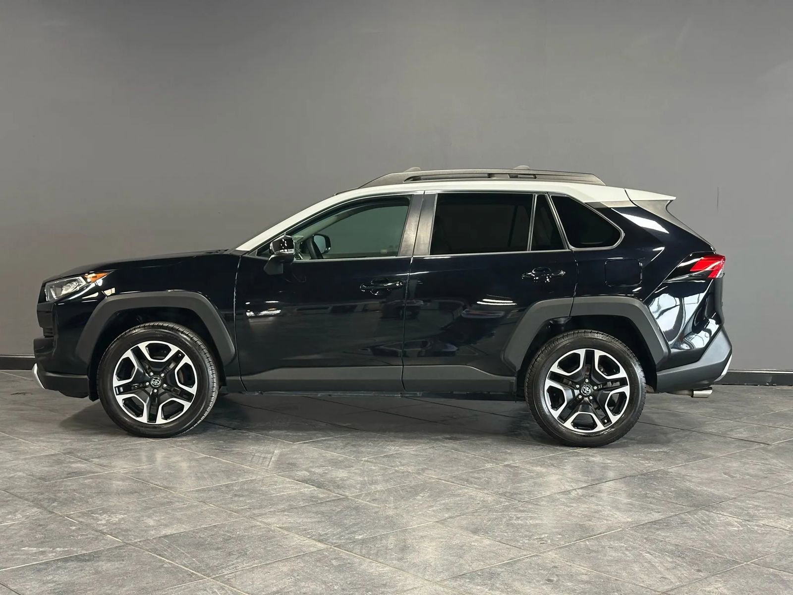 Used 2019 Toyota RAV4 Adventure w/ All Weather Liner Package AWD/4WD image 8