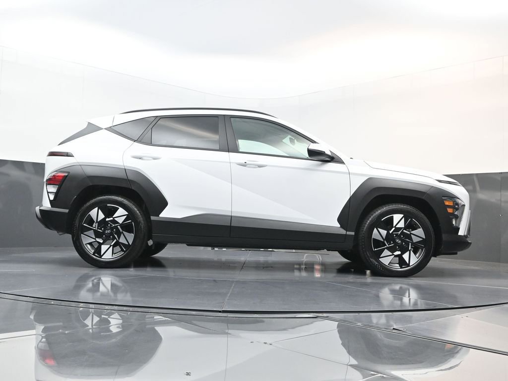 Certified 2025 Hyundai Kona SEL FWD image 22