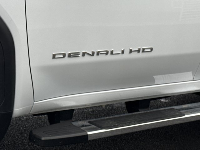 New 2026 GMC Sierra 2500 Denali w/ Denali Reserve Package AWD/4WD image 18