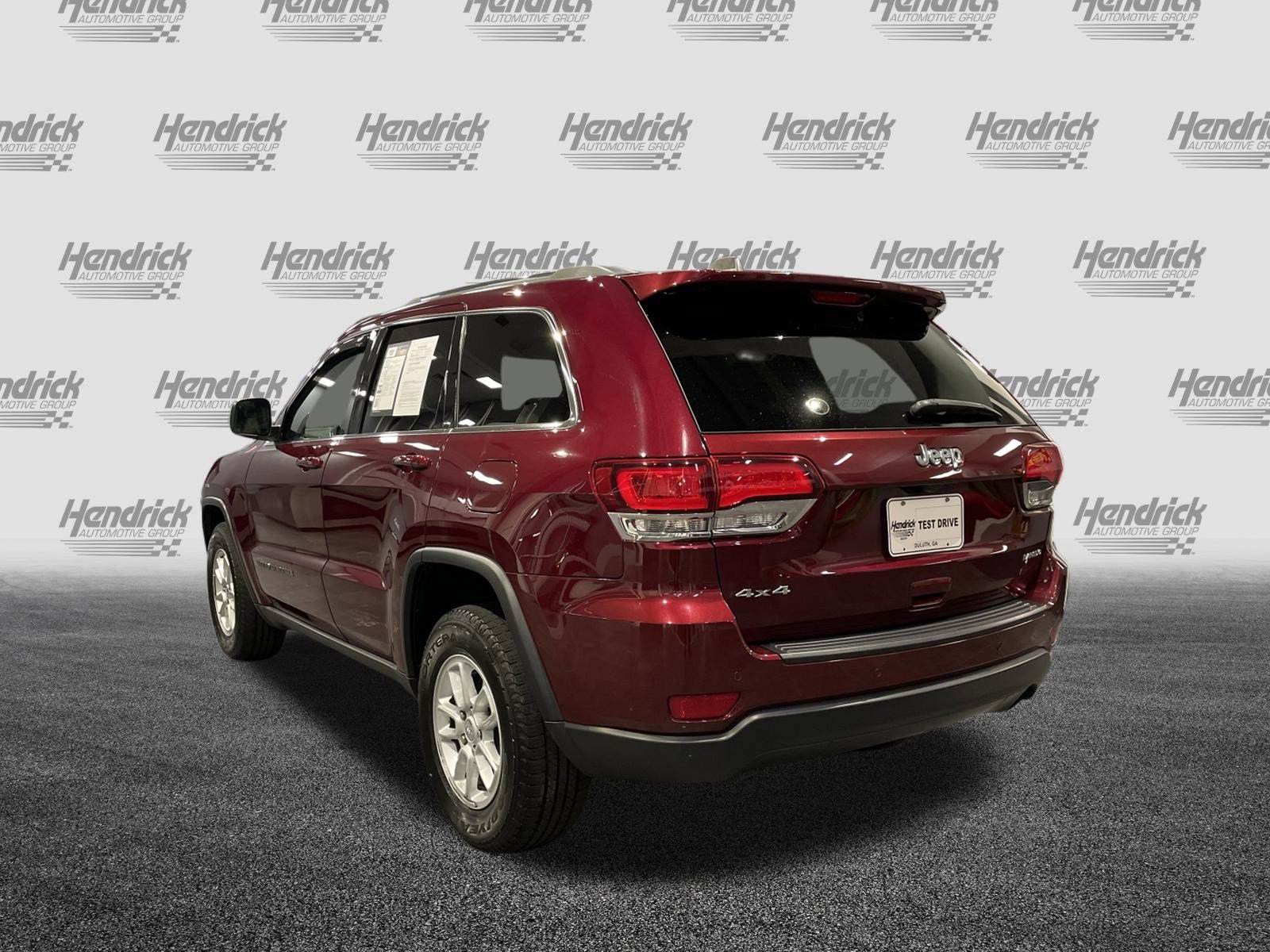Used 2020 Jeep Grand Cherokee Laredo image 8