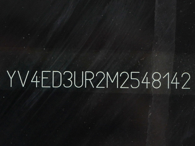 Used 2021 Volvo XC40 P8 Recharge w/ Advanced Package image 30