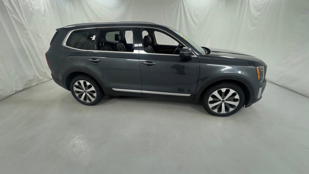 Used 2022 Kia Telluride S AWD/4WD image 2
