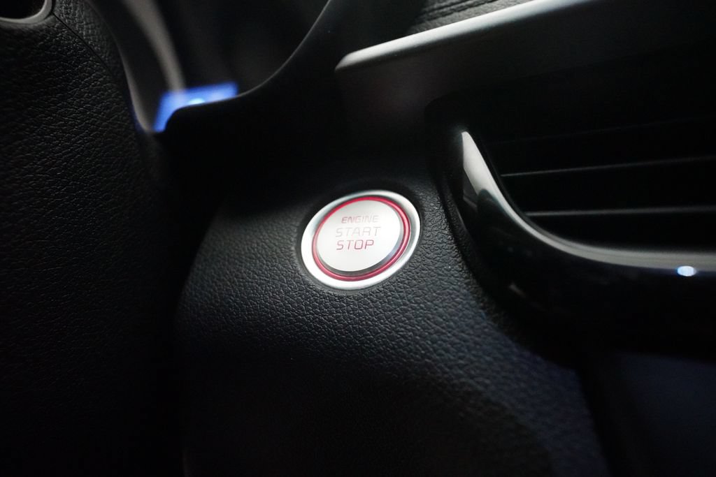 Used 2020 Kia Optima SE FWD image 30