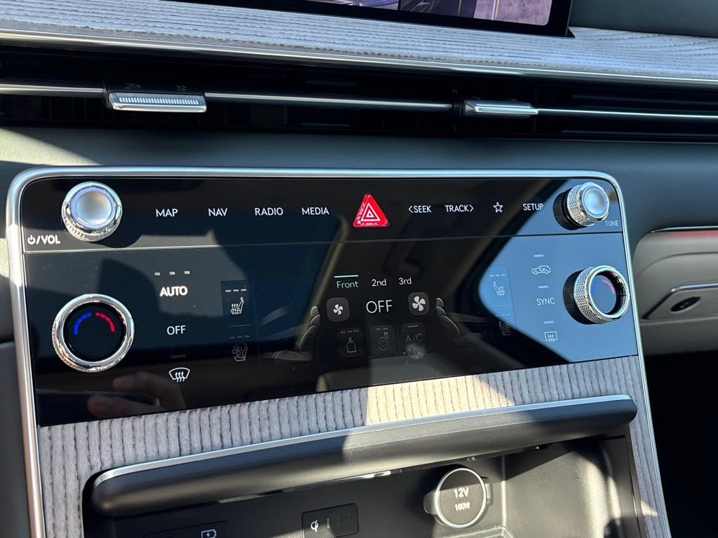 New 2026 Genesis GV80 3.5T Prestige AWD/4WD image 18