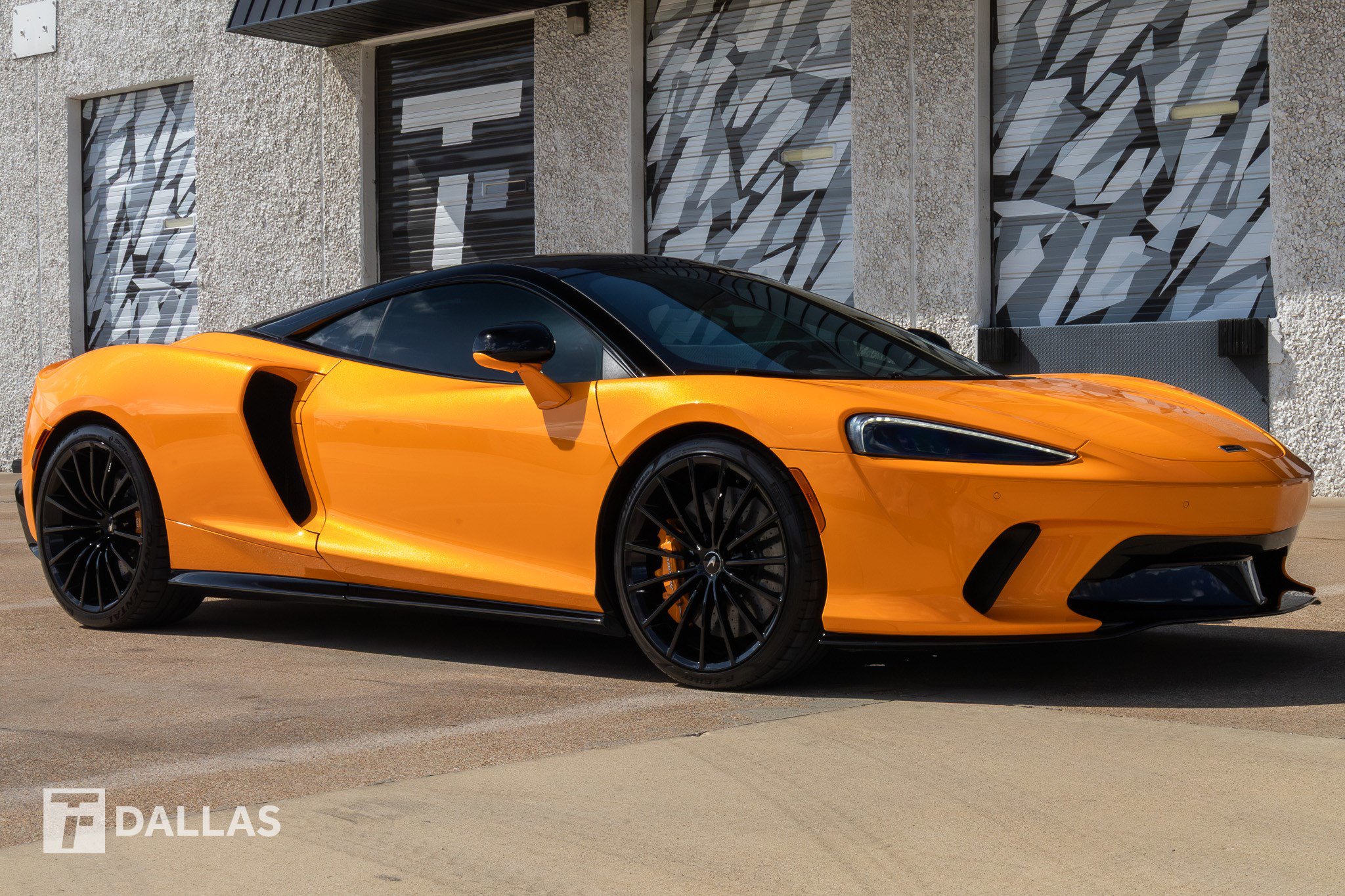 Used 2023 McLaren GT image 19