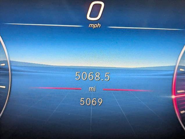 Used 2025 Mercedes-Benz E 350 Sedan image 11