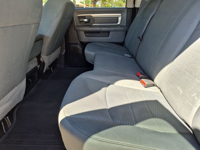 Used 2020 RAM 1500 Classic SLT AWD/4WD image 18