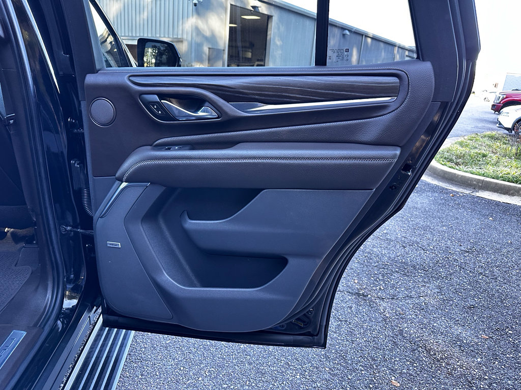 Used 2021 GMC Yukon Denali w/ Denali Ultimate Package image 24