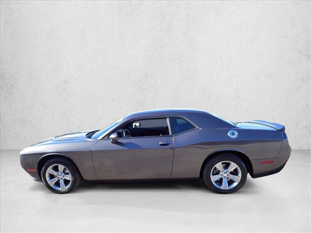 Used 2022 Dodge Challenger SXT RWD video 2