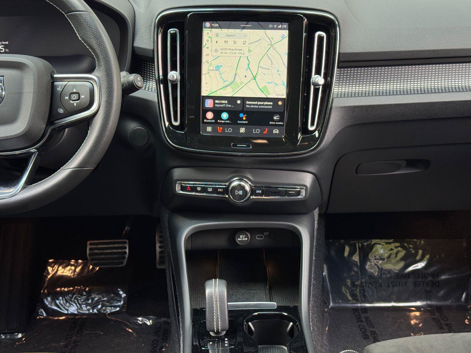 Used 2021 Volvo XC40 P8 Recharge w/ Advanced Package AWD/4WD image 24