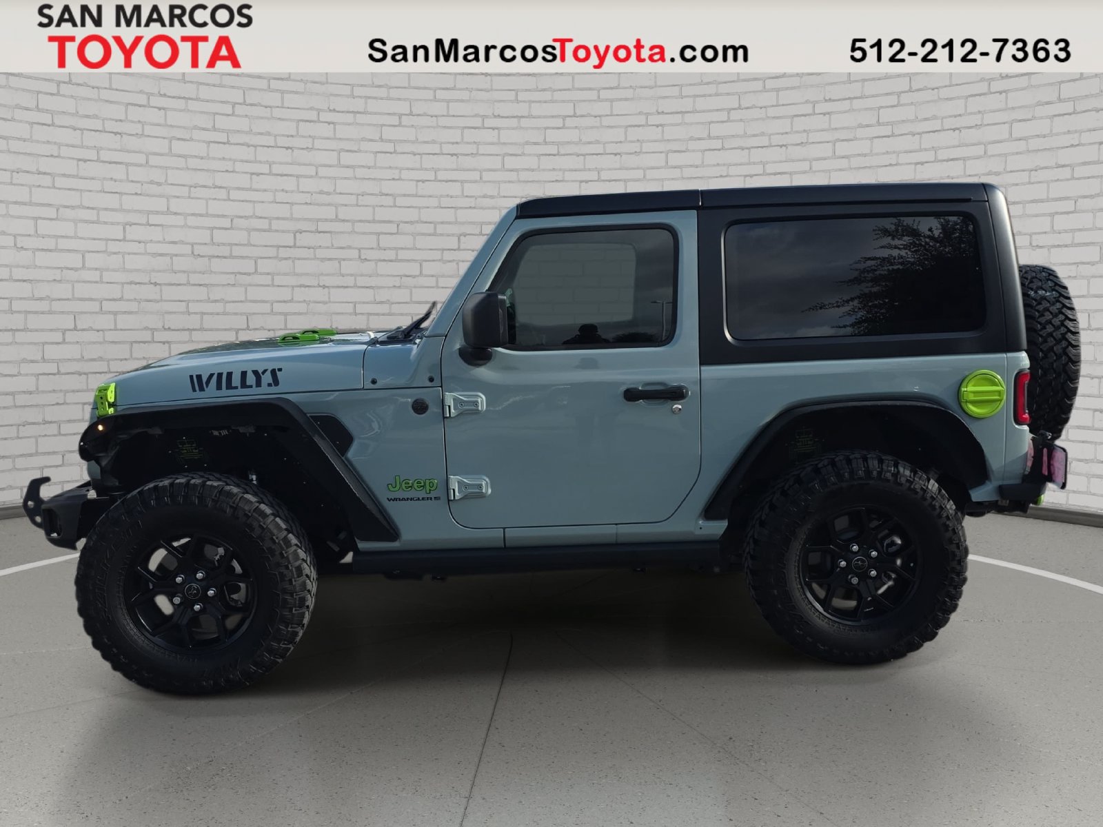Used 2024 Jeep Wrangler Sport AWD/4WD image 8