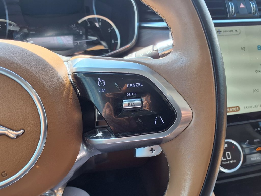 Used 2022 Jaguar F-PACE S AWD/4WD image 17