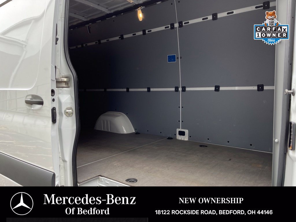 Used 2024 Mercedes-Benz Sprinter 2500 image 14