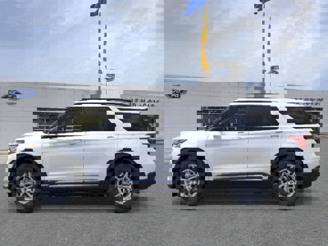 New 2025 Ford Explorer Active image 5