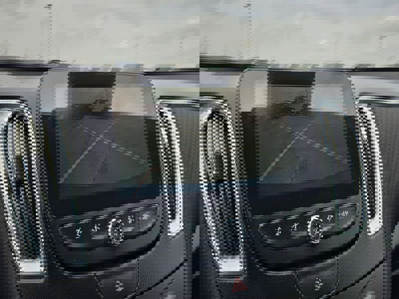 Used 2018 Chevrolet Malibu LT w/ Driver Confidence Package image 26