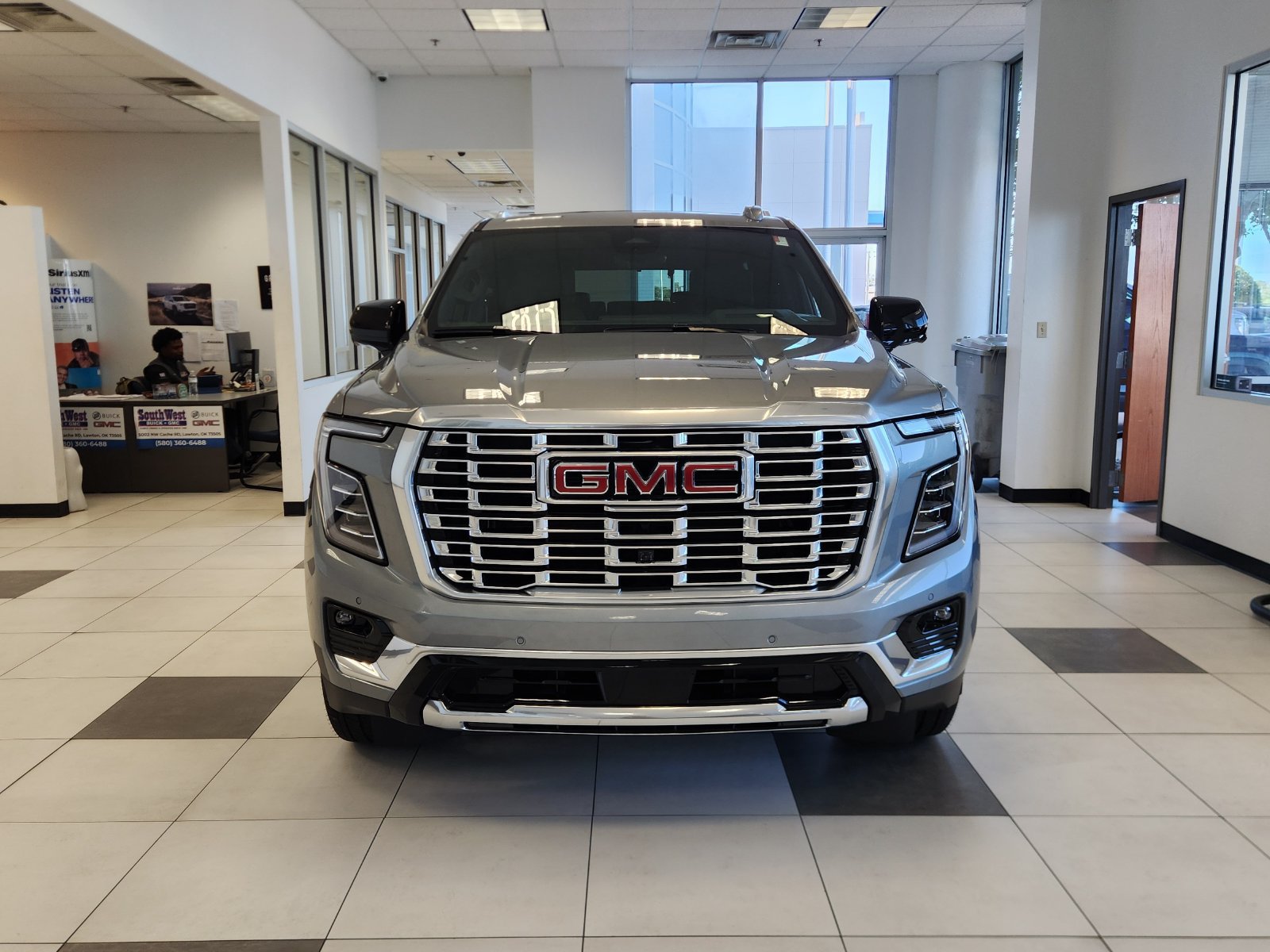 New 2026 GMC Yukon Denali w/ Denali Reserve Package AWD/4WD image 5