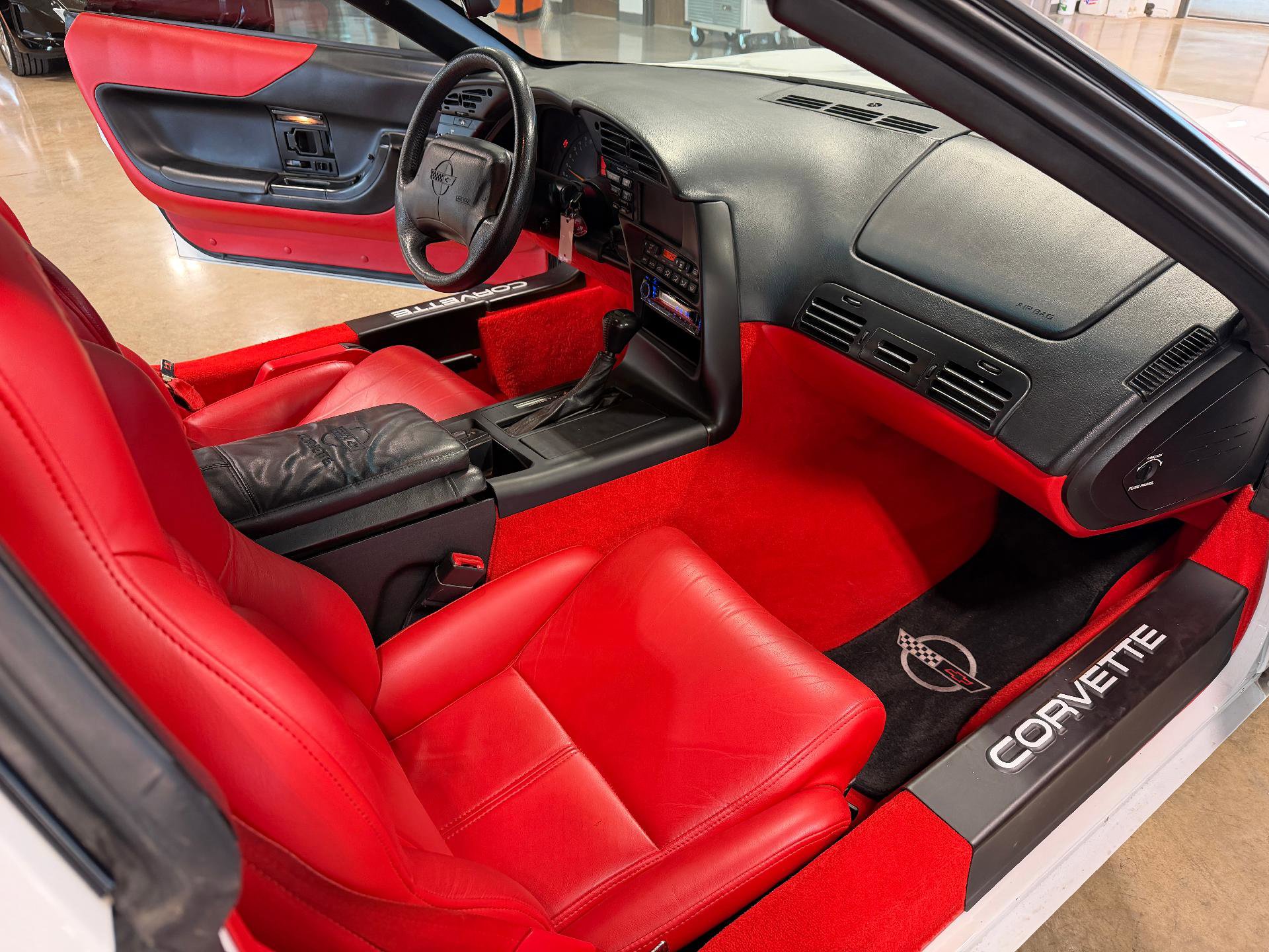 Used 1995 Chevrolet Corvette Coupe image 21