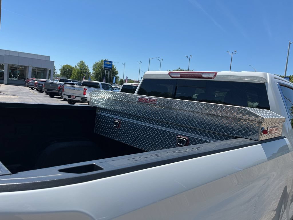Used 2024 Chevrolet Silverado 1500 LTZ w/ LTZ Convenience Package II AWD/4WD image 22