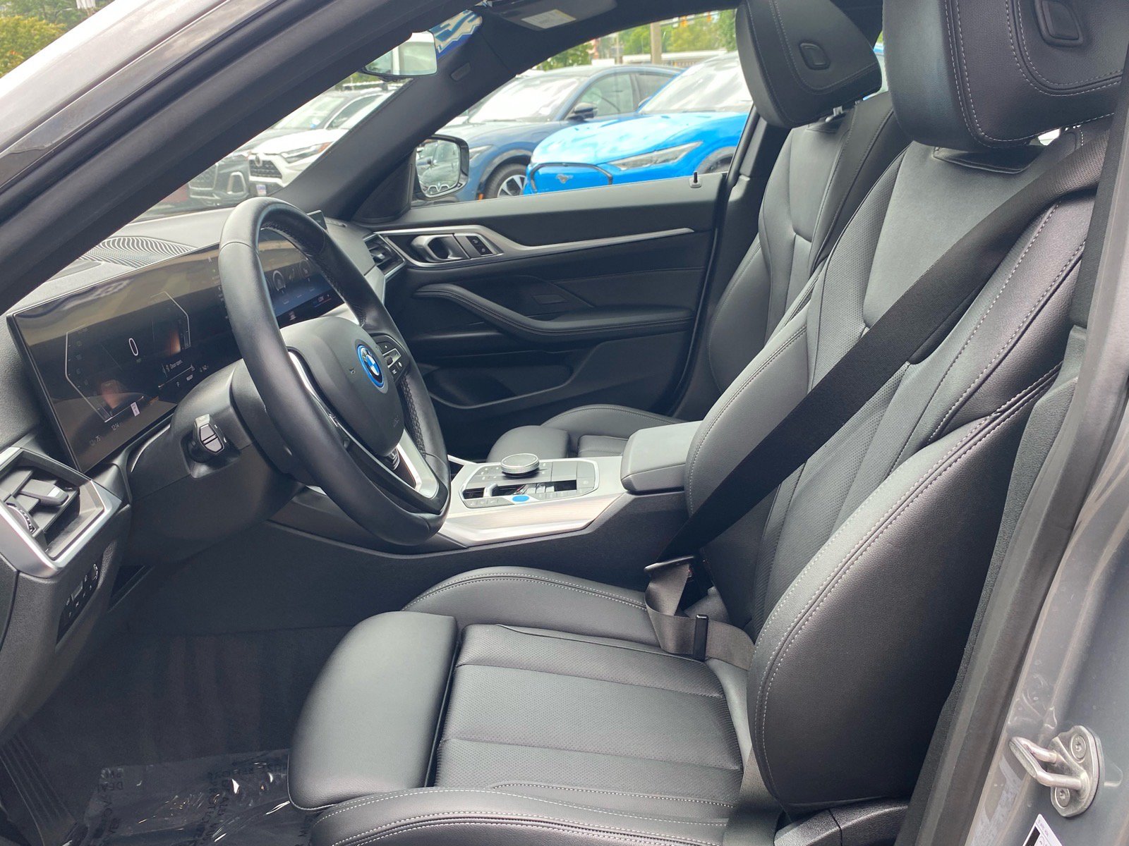 Used 2023 BMW i4 eDrive35 w/ Premium Package RWD image 14