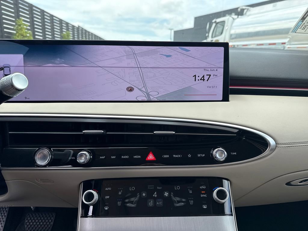 New 2026 Genesis GV70 2.5T Advanced AWD/4WD image 18