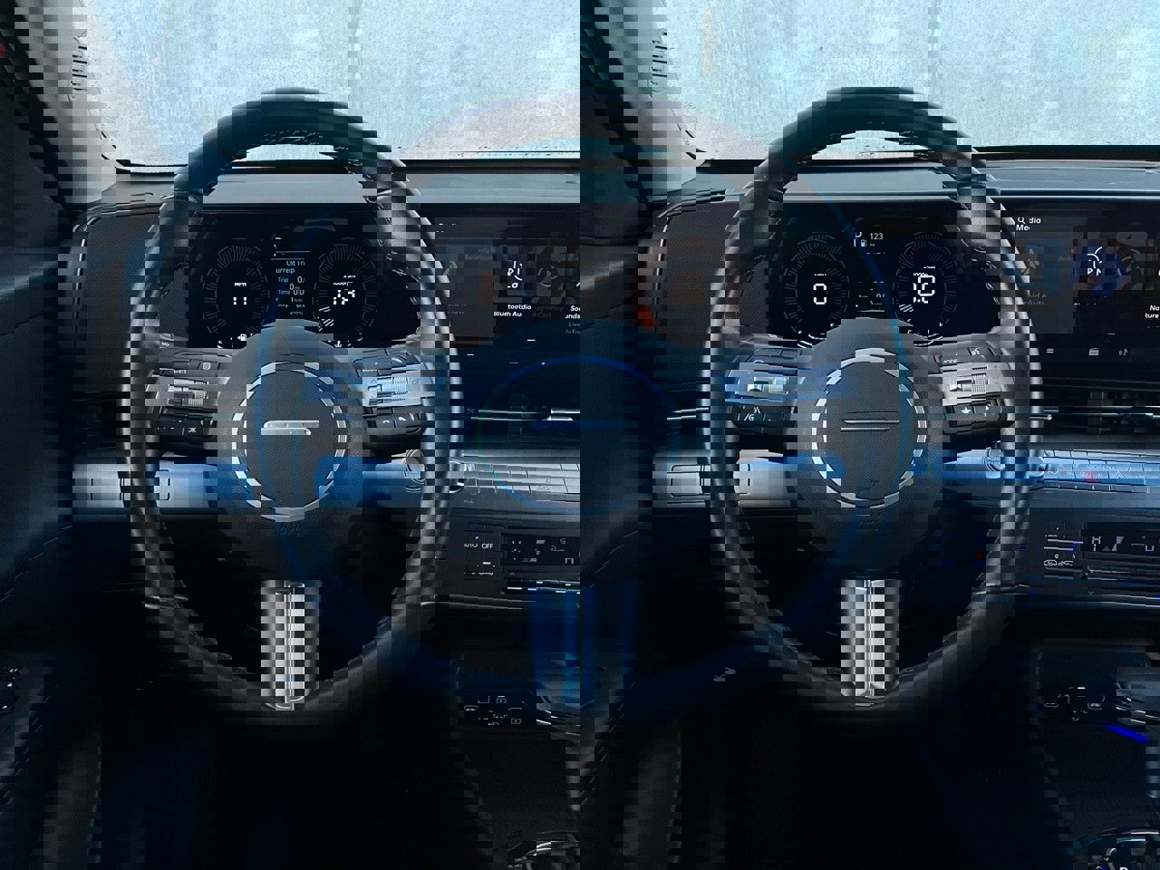 Used 2025 Hyundai Kona SEL image 34