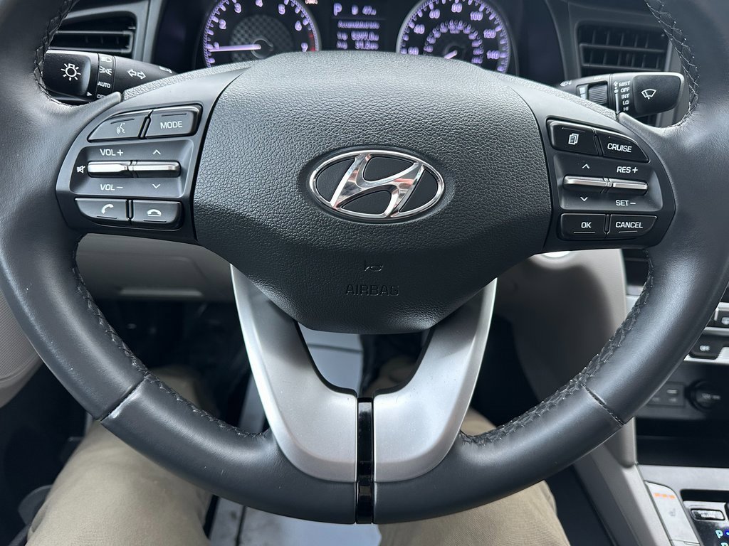 Used 2020 Hyundai Elantra Value Edition image 3