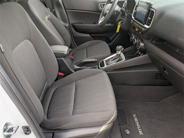 Certified 2023 Hyundai Venue SE w/ Cargo Package image 35