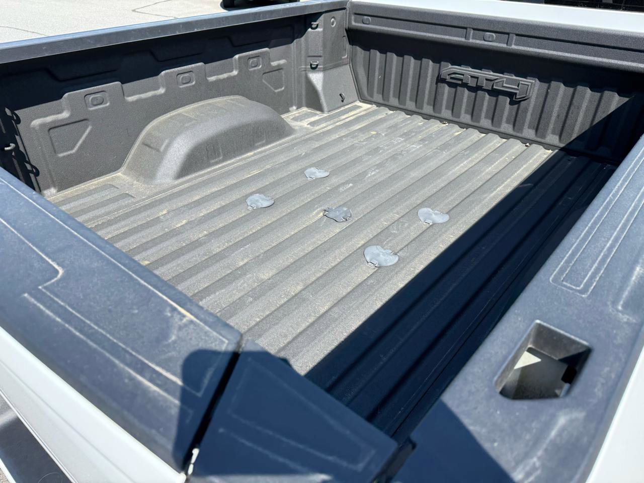 Used 2024 GMC Sierra 2500 AT4 w/ AT4 Premium Plus Package AWD/4WD image 7