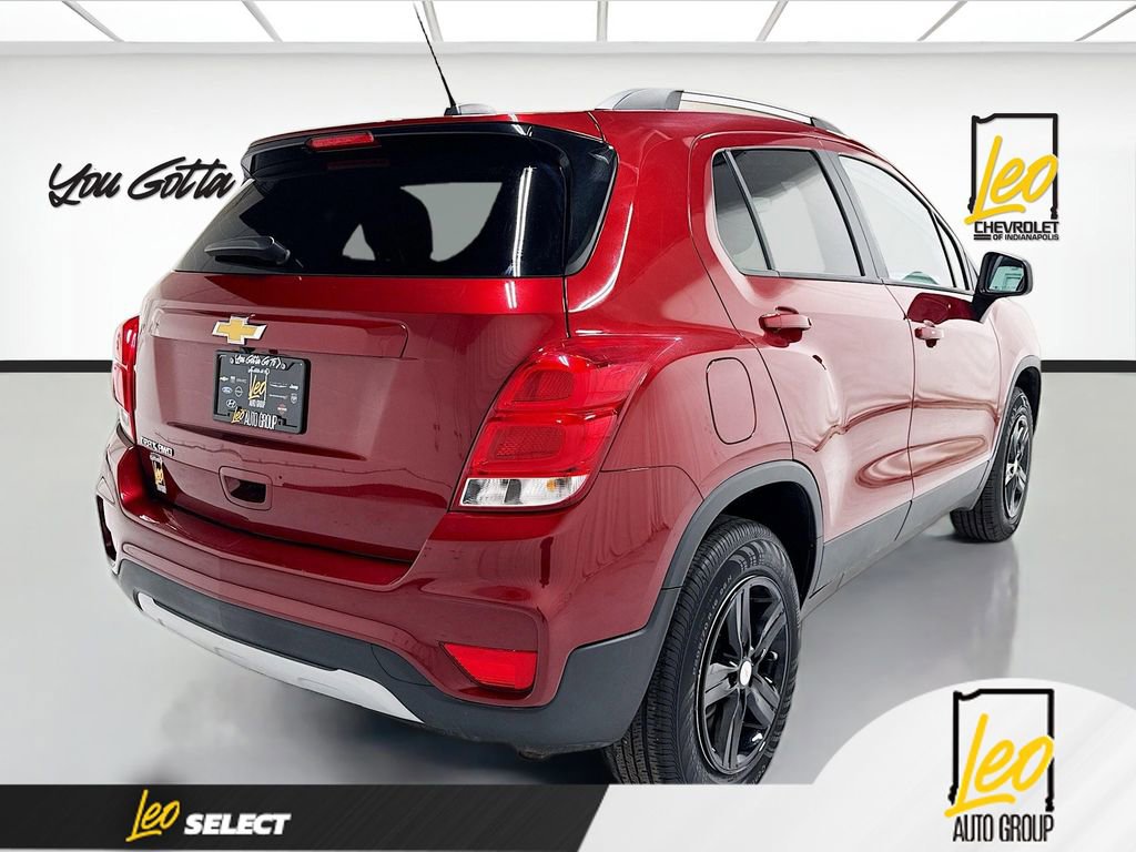 Used 2022 Chevrolet Trax LT w/ LT Convenience Package AWD/4WD image 5