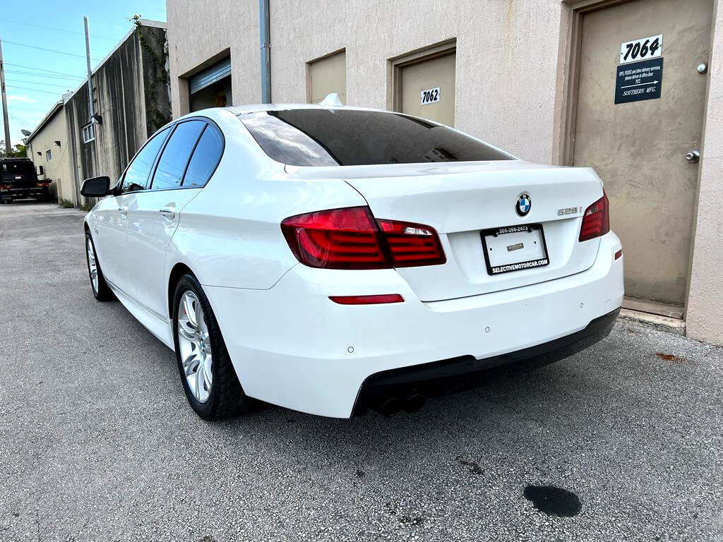 Used 2012 BMW 528i Sedan image 10