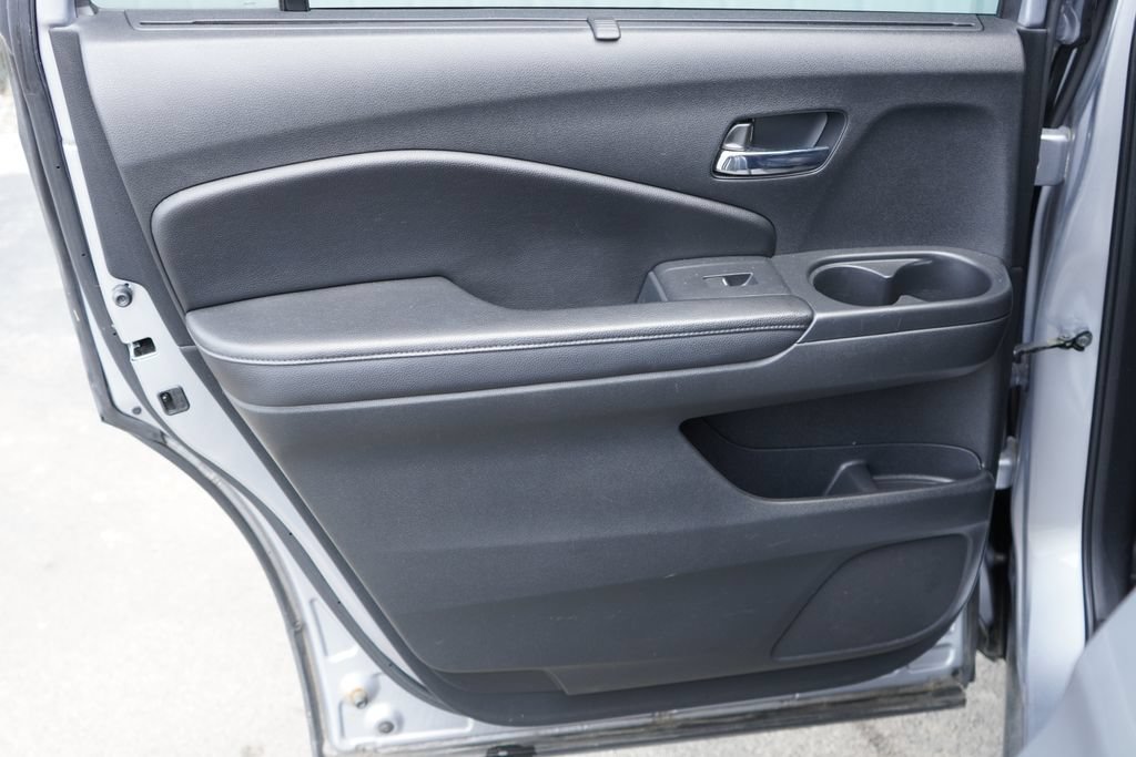 Used 2016 Honda Pilot Elite image 28