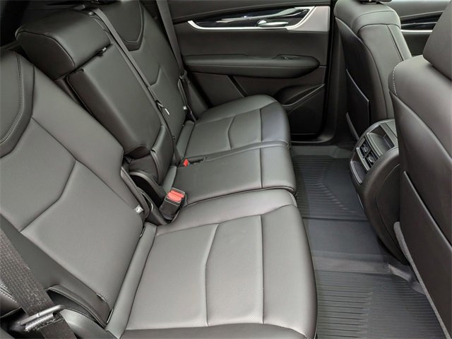 Certified 2024 Cadillac XT5 Premium Luxury w/ LPO, Floor Liner Package image 25