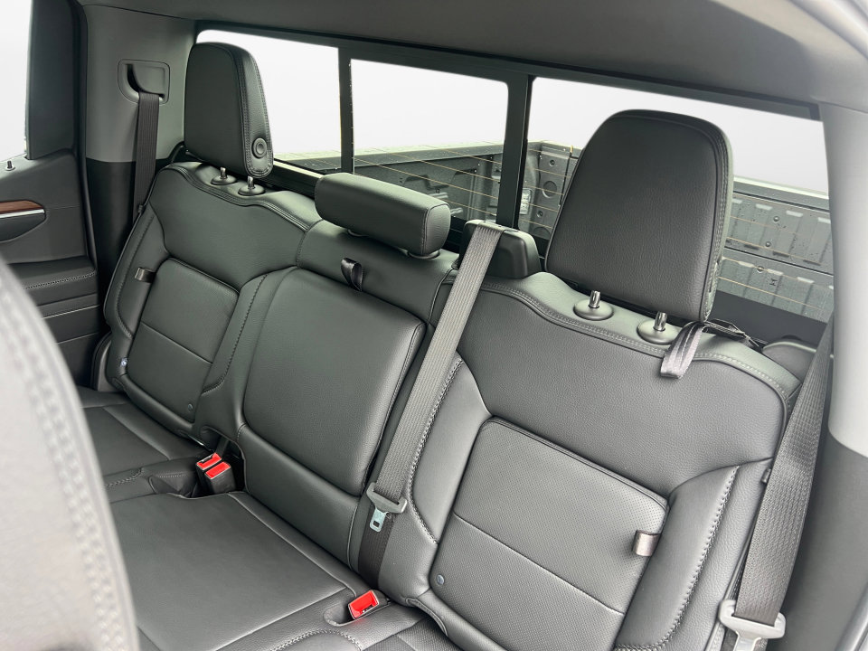 Certified 2026 GMC Sierra 1500 Denali w/ Denali Reserve Package image 12