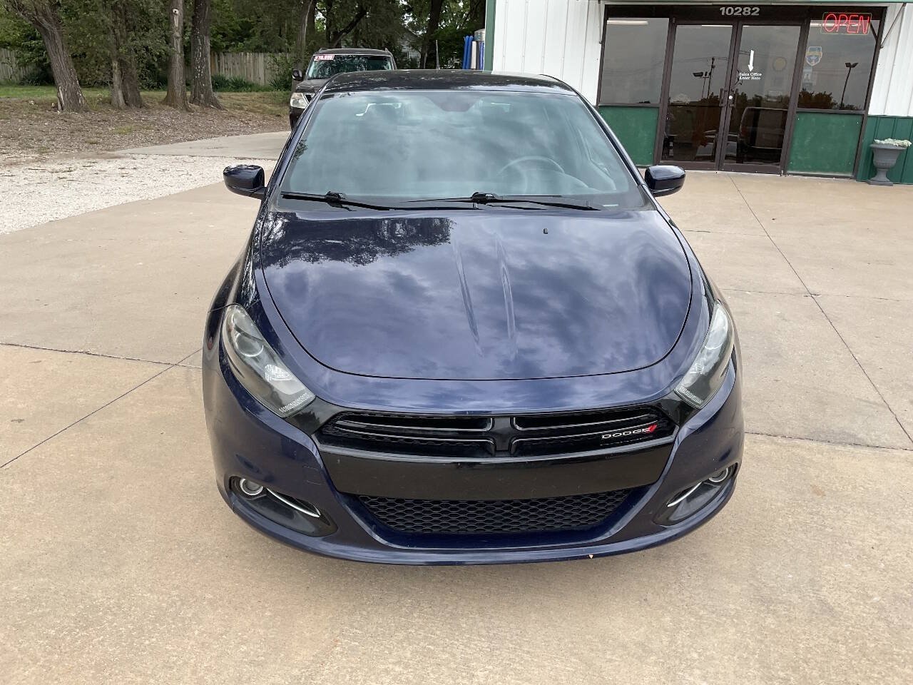 Used 2015 Dodge Dart SXT FWD image 4