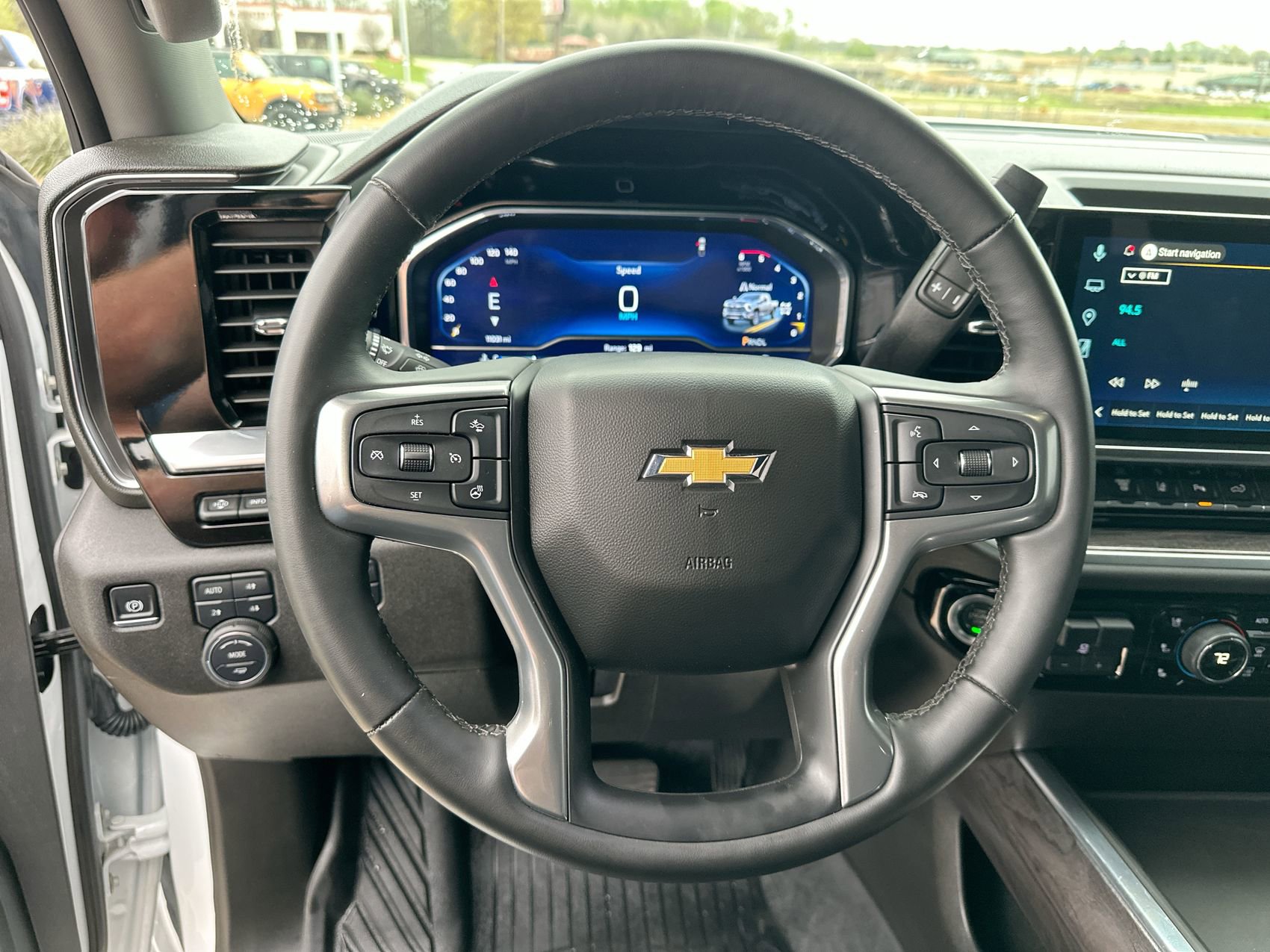 Used 2025 Chevrolet Silverado 2500 LTZ w/ LTZ Premium Package AWD/4WD image 14