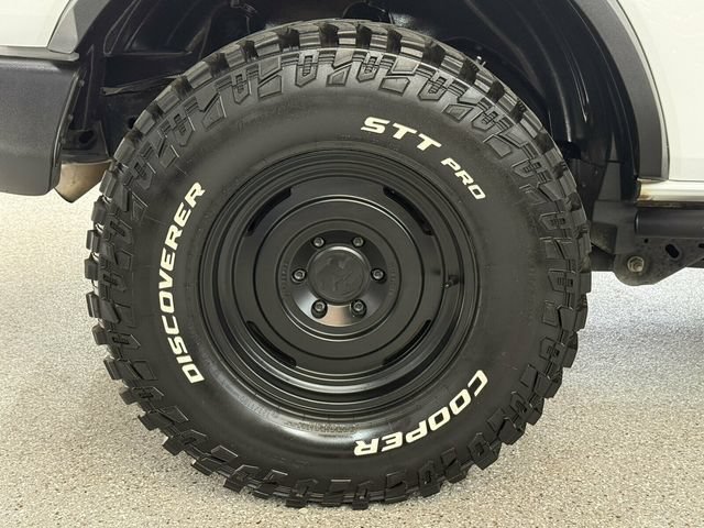 Used 2023 Ford Bronco 2-Door w/ Sasquatch Package AWD/4WD image 38