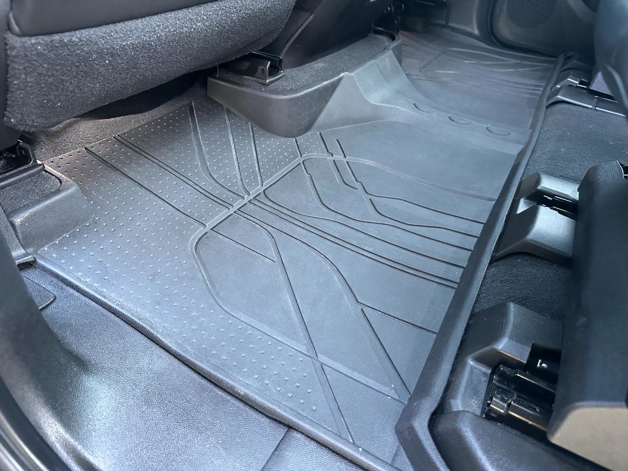 Used 2021 Chevrolet Tahoe LT w/ LT Signature Package image 19