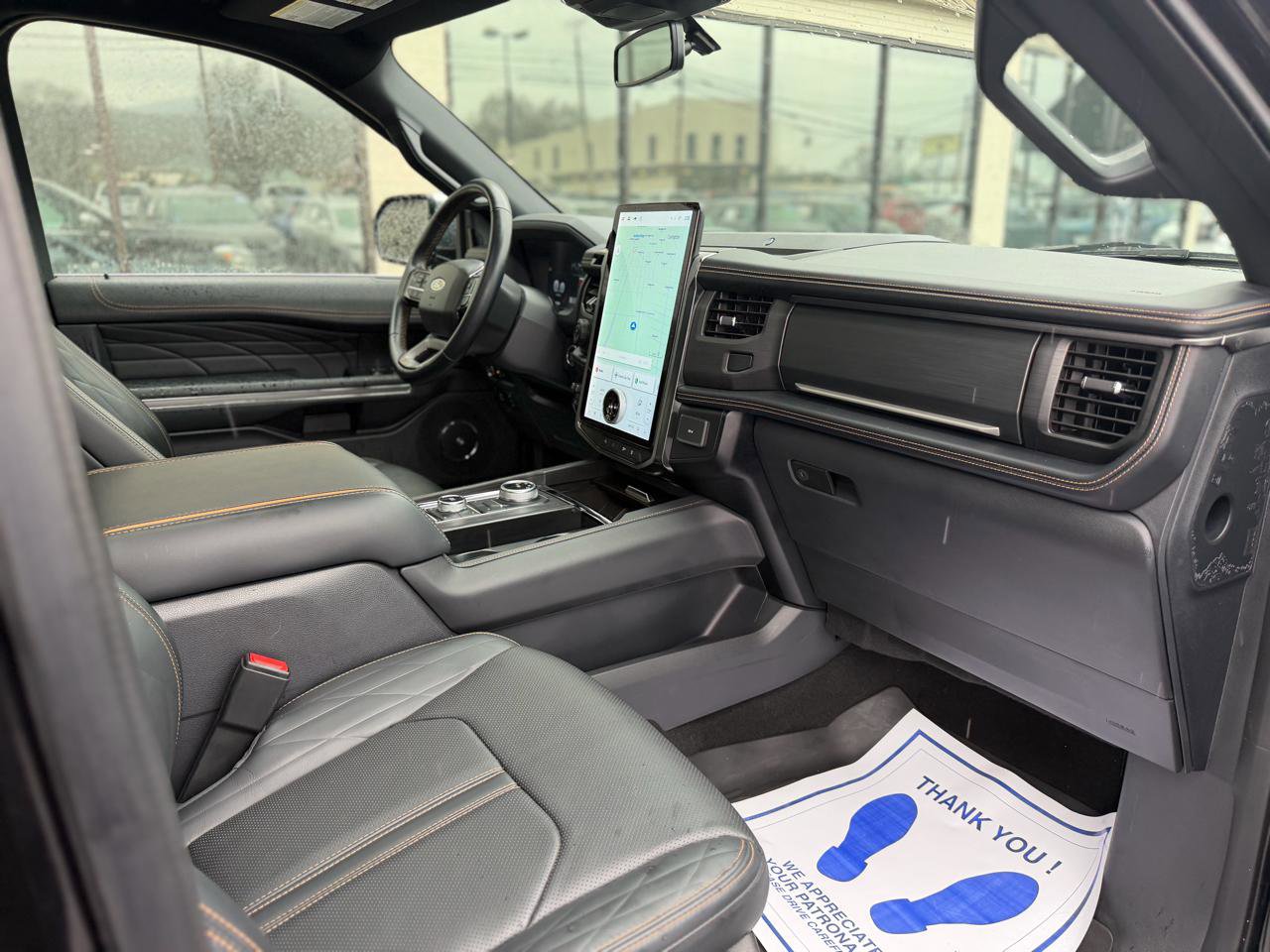 Used 2024 Ford Expedition Max Platinum image 17