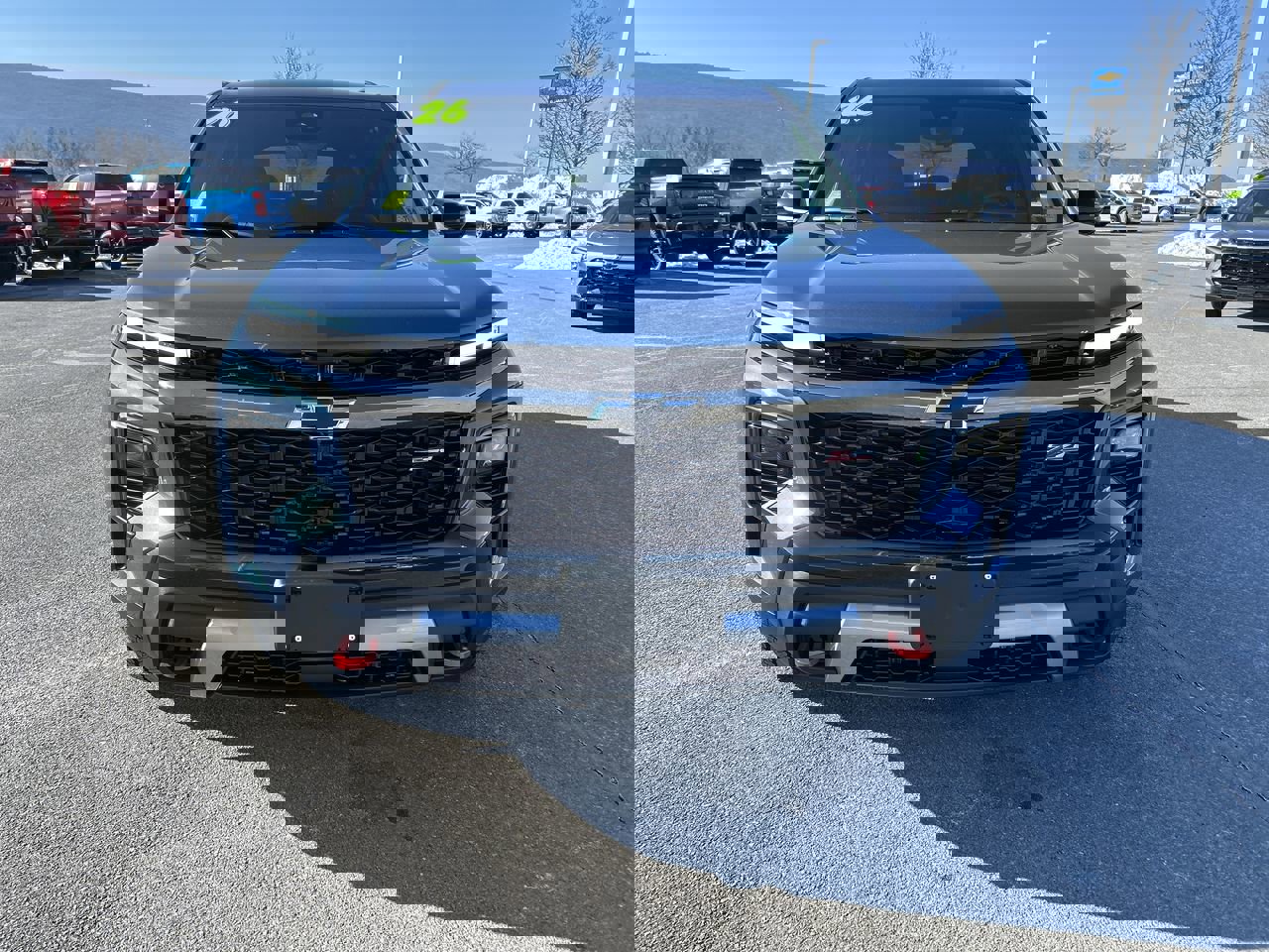New 2026 Chevrolet Traverse Z71 w/ Driver Confidence Package image 2
