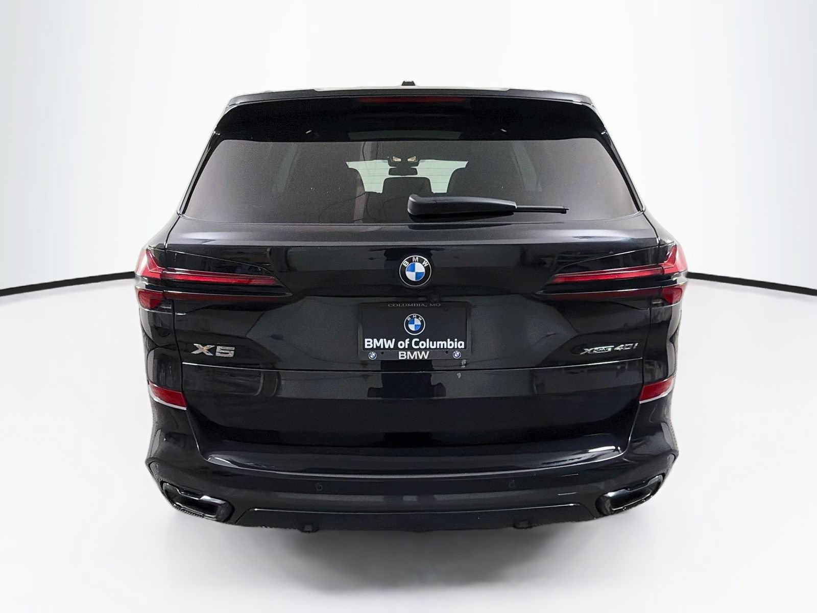 Used 2024 BMW X5 xDrive40i w/ M Sport Package AWD/4WD image 6