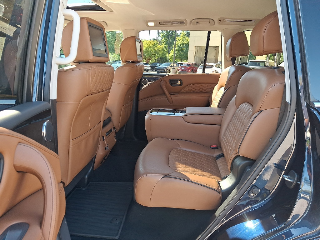 Used 2019 INFINITI QX80 Luxe w/ 22" Wheel Package AWD/4WD image 10
