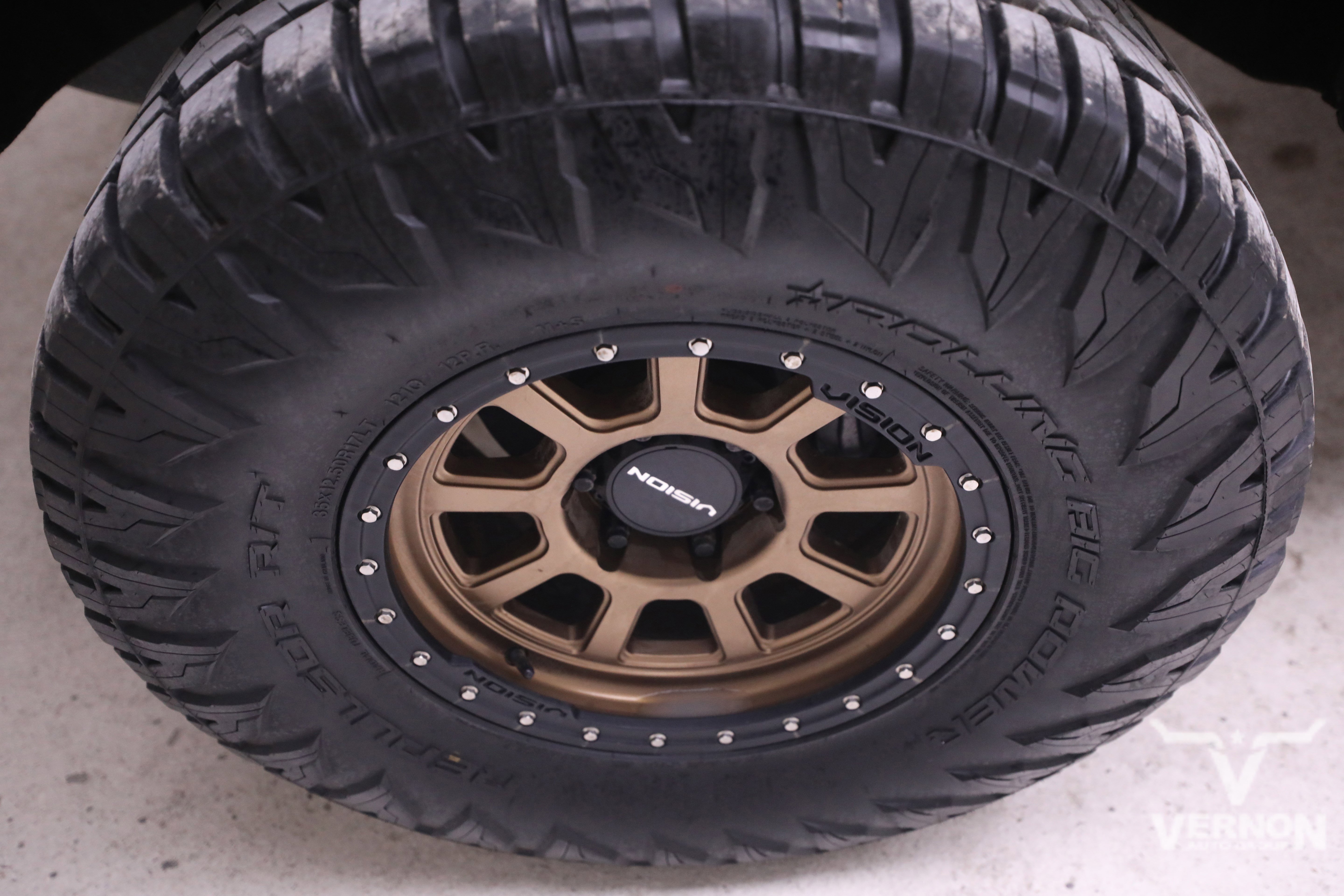 Used 2023 Chevrolet Colorado Trail Boss w/ Technology Package image 30