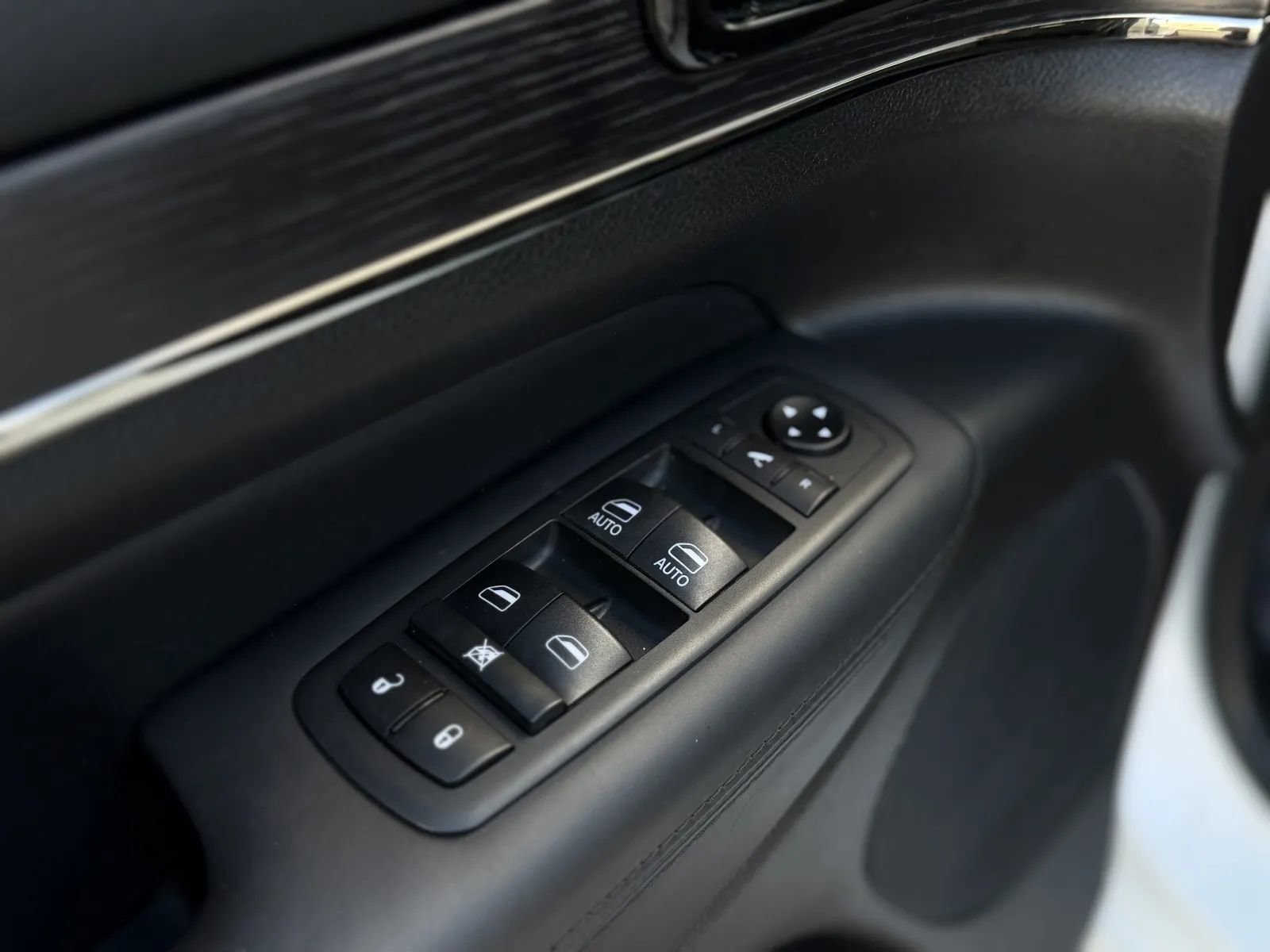 Used 2020 Jeep Grand Cherokee High Altitude image 24